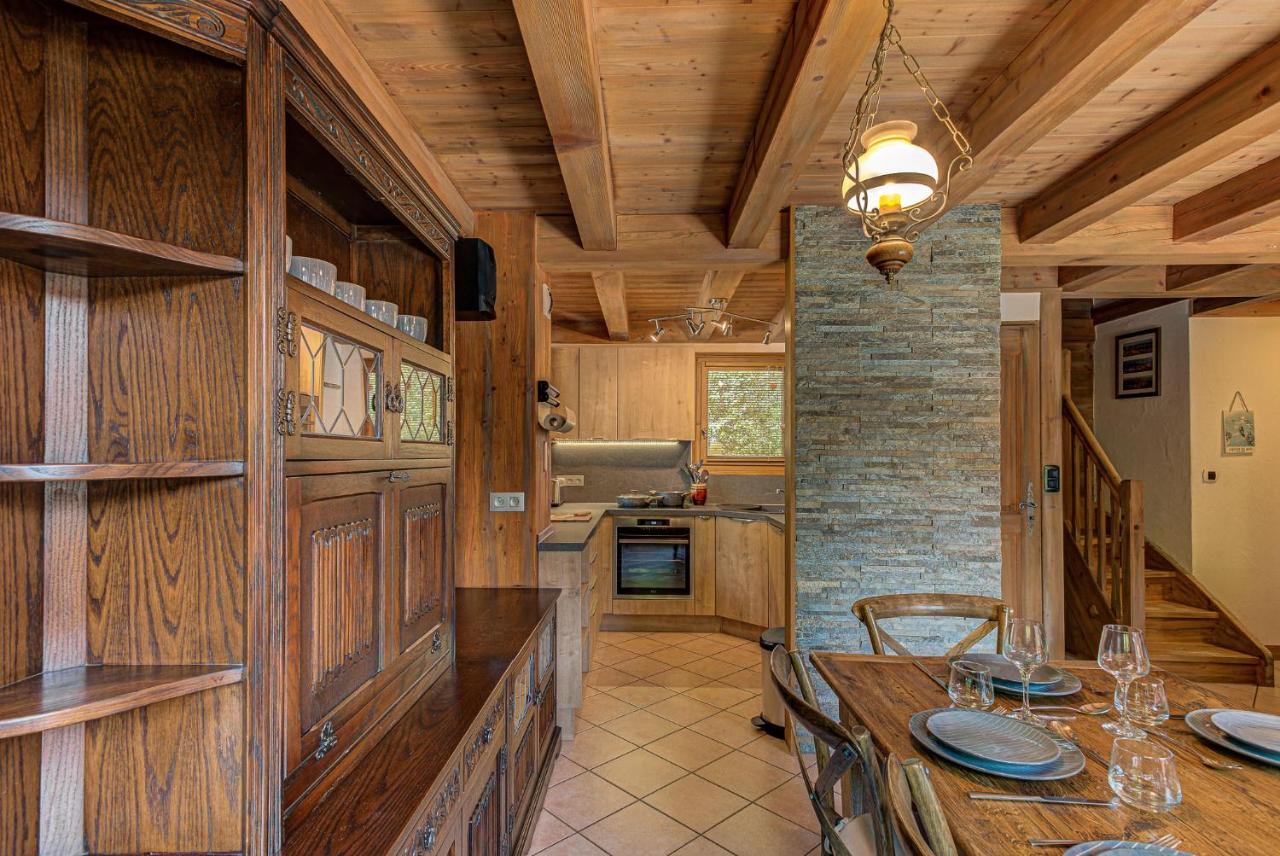 Chalet Blackbushe - Traditional Chalet - Alpes Travel - Sleeps 4-6 Les Houches Exterior foto