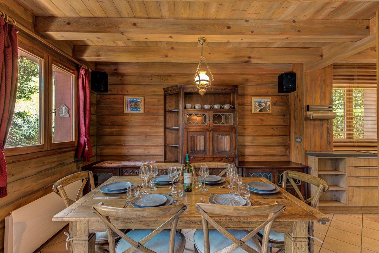 Chalet Blackbushe - Traditional Chalet - Alpes Travel - Sleeps 4-6 Les Houches Exterior foto